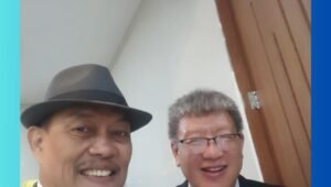 Dokumentasi Dr. Bernard Siagian di sela-sela Seminar Forum Kebangsaan Bela Negara