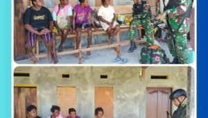 Foto personel Satgas Pamtas RI-PNG Yonif 410/ALG Pos Aroba memberikan pelayanan kesehatan pemeriksaan dan pemberian obat kepada warga Kampung Aroba Teluk Bintuni Papua Barat