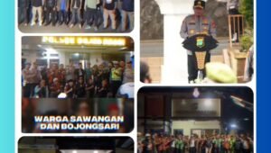 Potret kebersamaan warga dari berbagai elemen masyarakat bersama aparat kepolisian di depan Polsek, melakukan pernyataan sikap bersama untuk menjaga keamanan dan ketertiban selama bulan Ramadan.