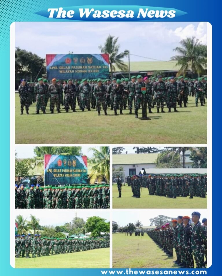 Para prajurit dan pejabat utama Kodam XXI/Radin Inten mengikuti apel siaga 1 yang diadakan di Lapangan Satlog Kodam XXI/Radin Inten, Bandar Lampung, Sabtu (7/3/2026). Acara bertujuan antisipasi dampak dinamika situasi global terhadap stabilitas keamanan nasional.