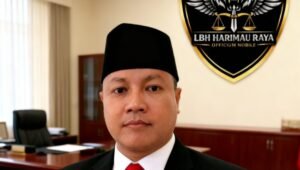 Direktur LBH Harimau Raya Dimas Wahyu SH P.id memberikan konsultasi hukum gratis kepada masyarakat selama bulan Syawal. - thewasesanews.com