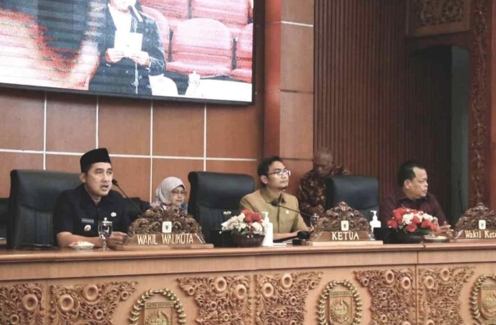 Suasana rapat paripurna DPRD Kota Depok terkait LKPJ Walikota dan Pokir RKPD. - thewasesanews.com