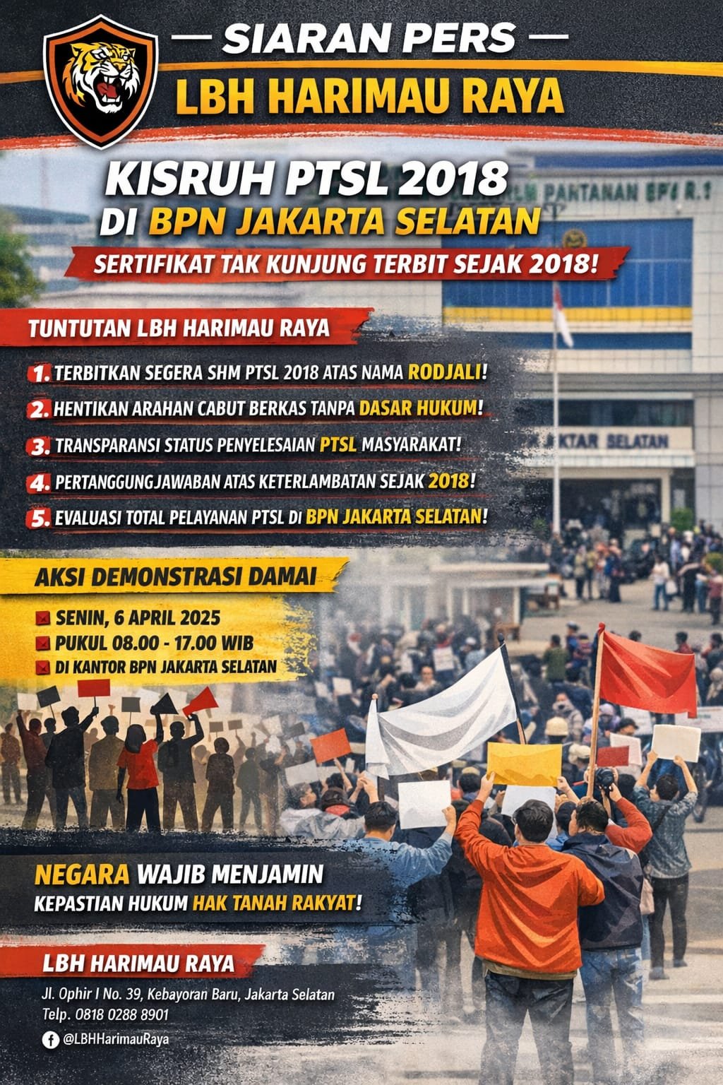 Spanduk tuntutan LBH Harimau Raya terkait dugaan maladministrasi sertifikat PTSL di Kantor BPN Jakarta Selatan. - thewasesanews.com