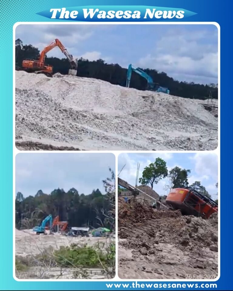 Sepuluh unit excavator beroperasi dalam aktivitas penambangan emas ilegal tanpa izin (PETI) di Desa Pemawan hingga KM.1 Delintas Karya Kecamatan Boyan Tanjung, Kabupaten Kapuas Hulu Kalbar