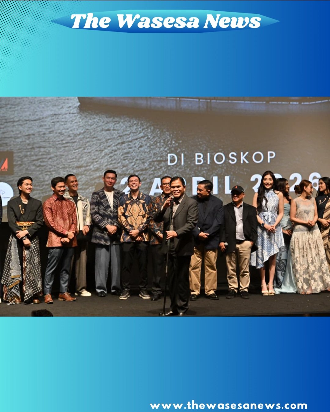 Kepala Staf Angkatan Laut Laksamana TNI Dr. Muhammad Ali saat Gala Premiere film The Hostage's Hero di Epicentrum XXI. - thewasesanews.com