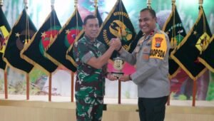 Sinergitas TNI-Polri Papua Barat - thewasesaness.com