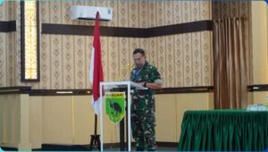 ​Kolonel Inf Hendra S membacakan sambutan Aspers Kasad saat memimpin Sidang Pantukhir Cata PK Kodam XVIII/Kasuari 2026 - thewasesaness.com