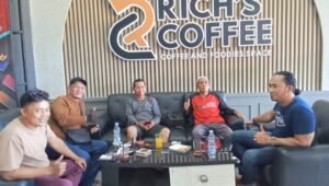 Intel Kodam XII Tanjungpura Buka Puasa Bersama media partner Sintang. - thewasesanews.com