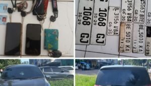 Foto sejumlah sepeda motor dan mobil barang bukti hasil kejahatan Komplotan Curanmor Tangerang Dibekuk tim gabungan Polres Metro Tangerang Kota pada 11 April 2026. - thewasesanews.com