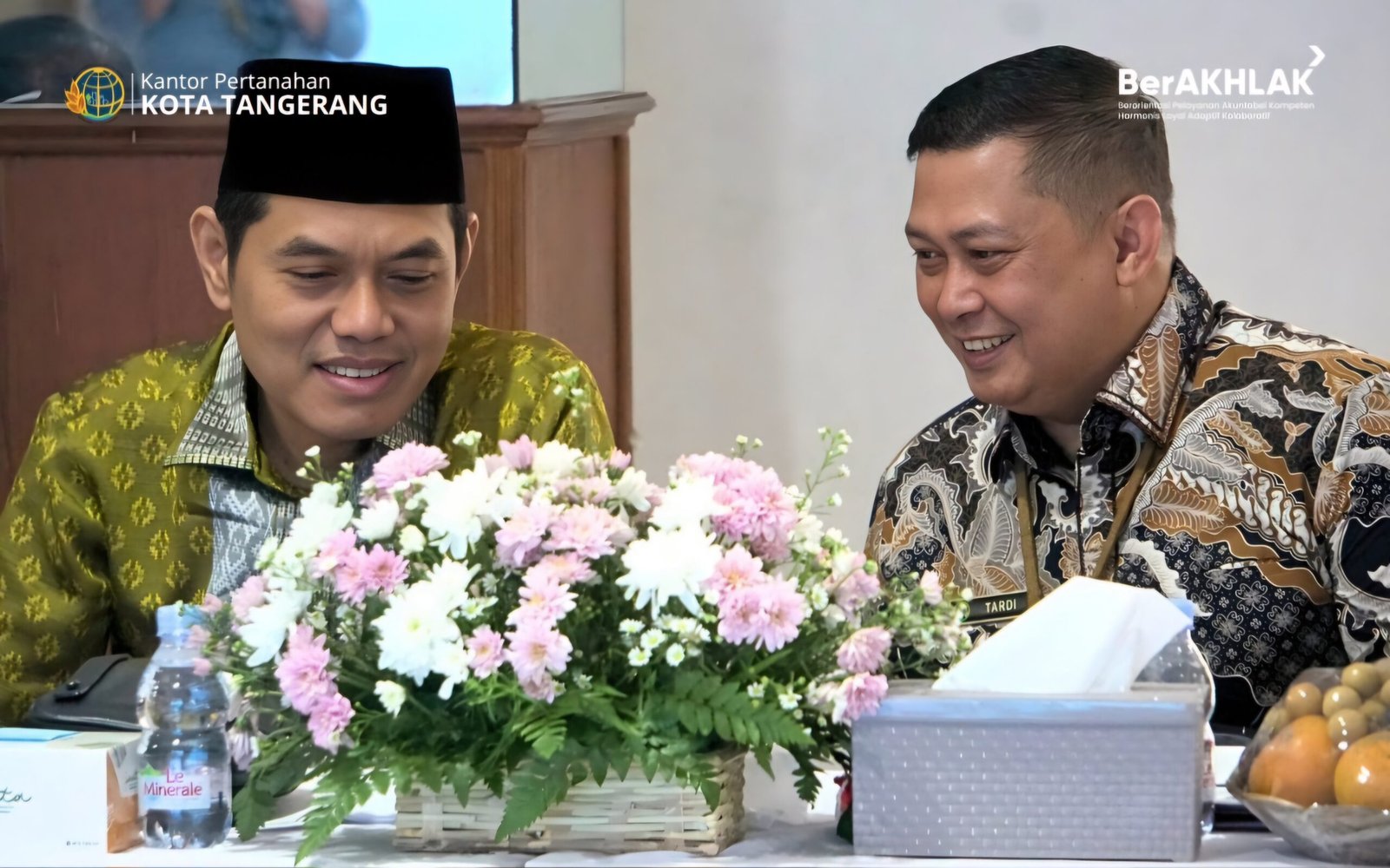 Suasana kunjungan kerja spesifik Komisi II DPR RI di Kantor Pertanahan BPN Kota Tangerang yang membahas penguatan layanan digital dan pemberantasan mafia tanah. - thewasesanews.com