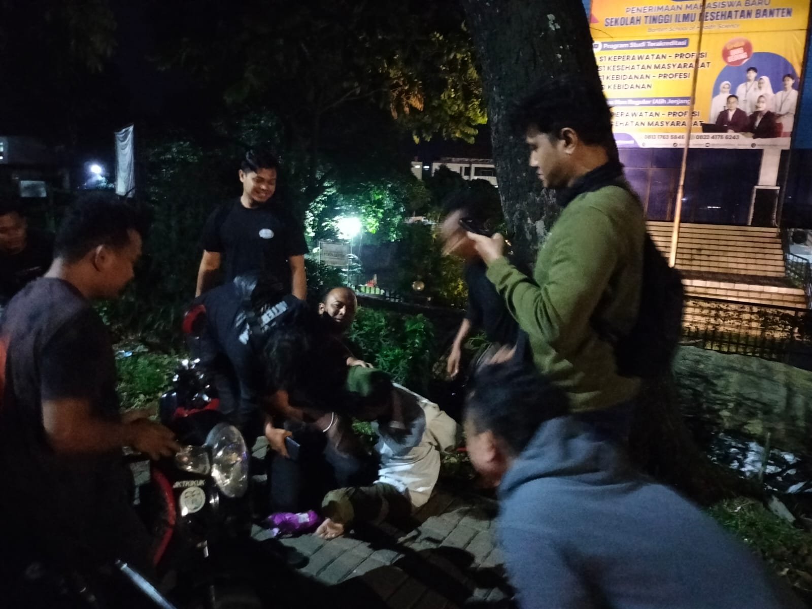 Hasil sitaan barang bukti kendaraan berbagai jenis dari tangan penadah TA alias Bokir setelah Komplotan Curanmor Tangerang Dibekuk. - thewasesanews.com