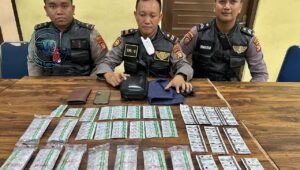 Barang bukti ribuan butir Tramadol dan Trihexyphenidyl yang disita Polres Metro Tangerang Kota dari dua pelaku di Jalan Windu Karya. - thewasesanews.com