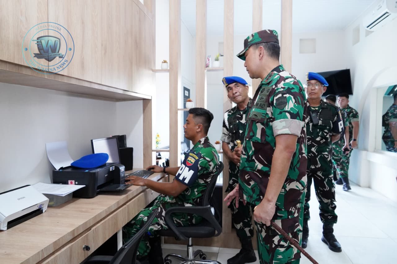 Pangdam I/BB Mayjen TNI Hendy Antariksa saat meninjau kesiapan sarana prasarana di Markas Kumdam dan Pomdam I/BB Medan. - thewasesanews.com
