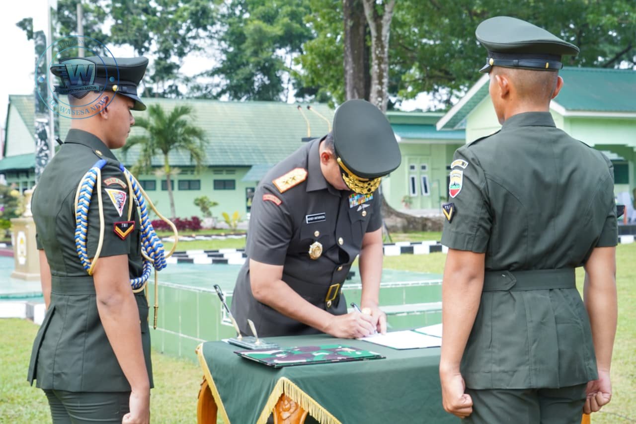 Pangdam I BB Mayjen TNI Hendy Antariksa Lantik 421 Bintara Remaja di Rindam I BB Pematangsiantar. - thewasesanews.com
