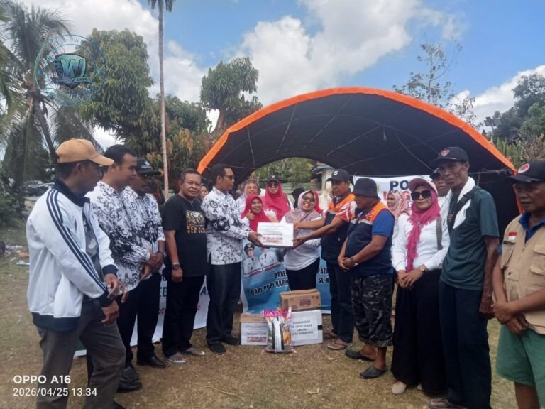 PGRI Halmahera Tengah Salurkan Bantuan Donasi Sembako bagi Warga Terdampak Konflik Sosial di Desa Sibenpopo Patani Barat. - thewasesanews.com