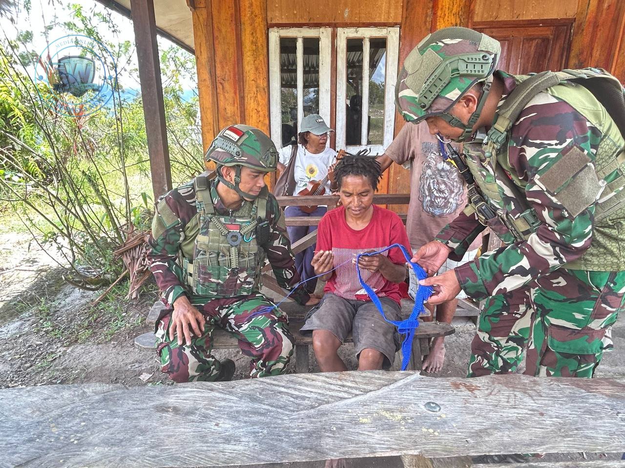 Satgas Yonif 521 DY Gelar Komsos Humanis di Apalapsili Papua Pegunungan Pererat Kemanunggalan TNI Rakyat. - thewasesanews.com