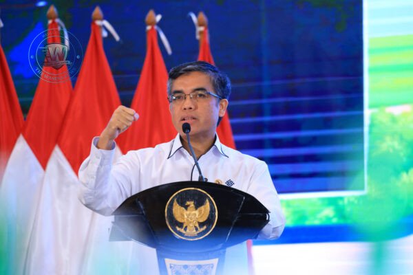 Menaker Yassierli Beri Diskon Iuran JKK JKM 50 Persen dan Tetapkan Bonus Hari Raya BHR bagi Pekerja Mandiri. - thewasesanews.com