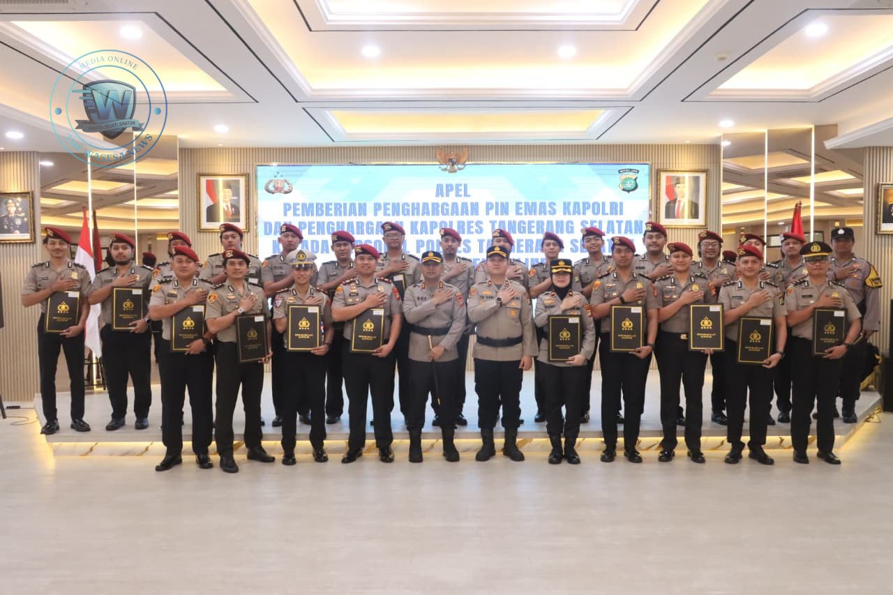 Kapolri Berikan PIN Emas hingga Perunggu bagi 36 Personel Polres Tangsel Atas Keberhasilan Ungkap Kasus di Rumah Mantan Menkeu. - thewasesanews.com