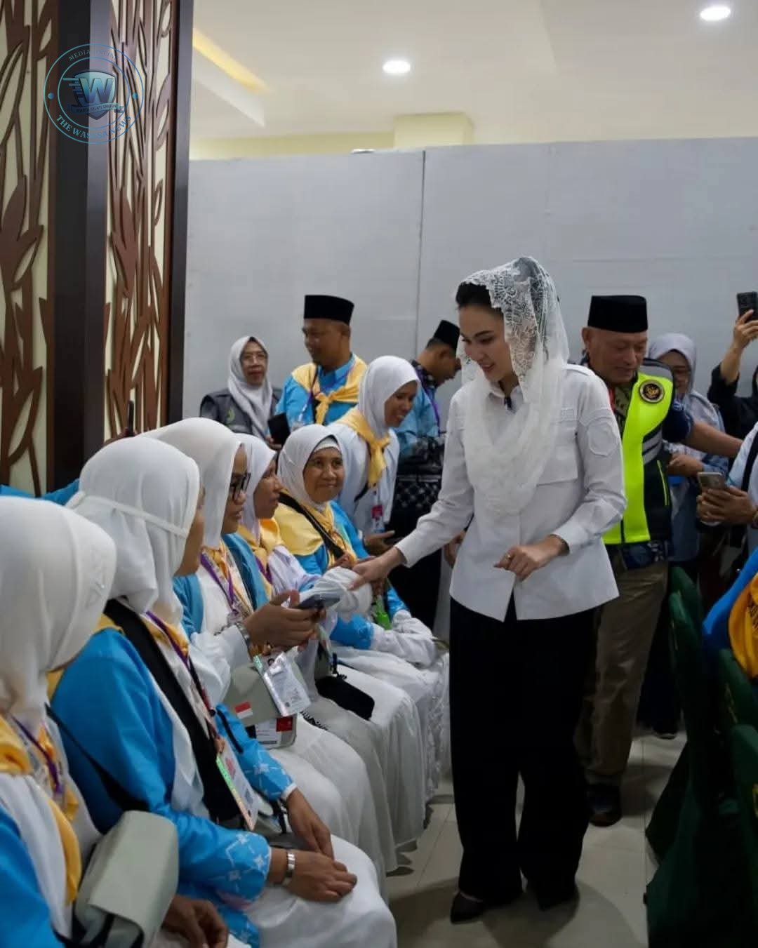 Gubernur Sherly Laos Lepas 767 Jemaah Haji Maluku Utara. - thewasesanews.com