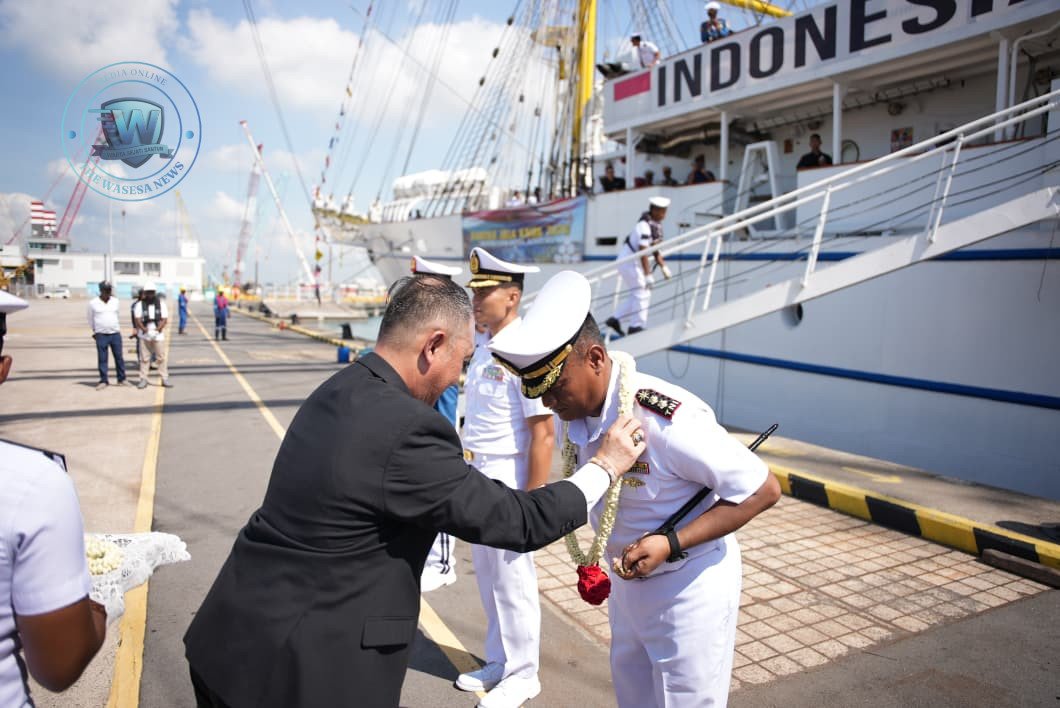 KRI Bima Suci Tiba di Singapura Jalankan Misi Diplomasi. - thewasesanews.com
