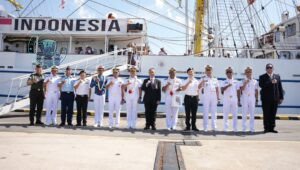 KRI Bima Suci Tiba di Singapura Jalankan Misi Diplomasi. - thewasesanews.com