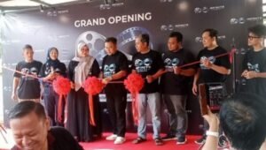 Prosesi Launching Infinite Studios Post Productions oleh Dodo Brasco di Bekasi. - thewasesanews.com