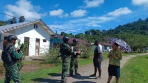 Satgas Yonif 410 Alugoro Gelar Anjangsana di Kampung Bofuwer Papua Barat. - thewasessnews.com