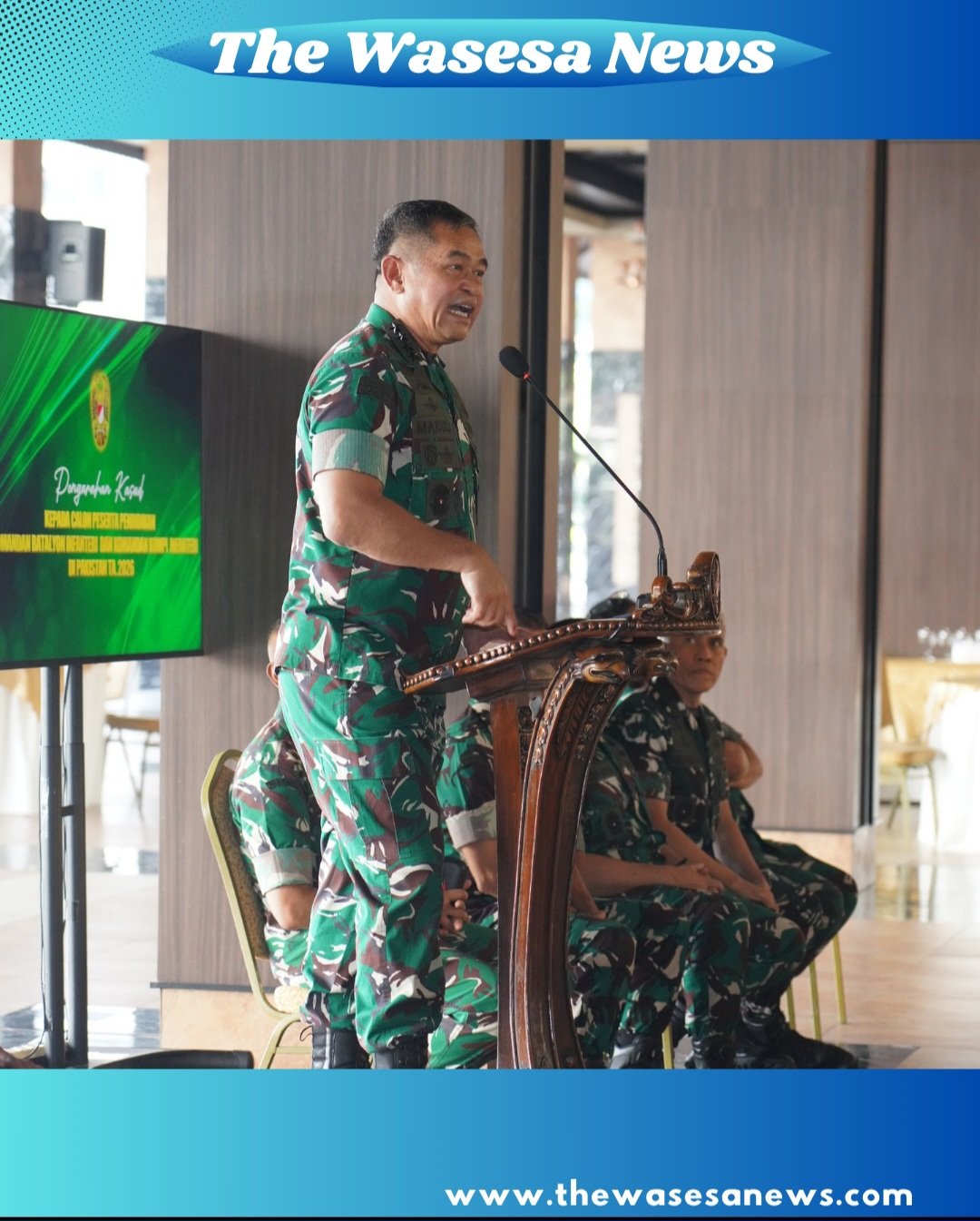 Kasad Jenderal TNI Maruli Simanjuntak memberikan pengarahan kepada 100 perwira calon Danyon dan Danki yang akan menempuh pendidikan di Pakistan. - thewasesanews.com