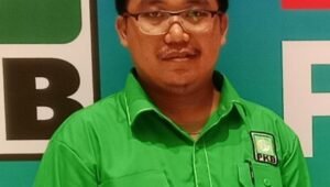 Anas, Ketua DPAC Sukamulya, saat menyampaikan aspirasi agar PKB Kabupaten Tangerang Berdayakan Kader Bawah dalam forum Muscab 2026. - thewasesanews.com