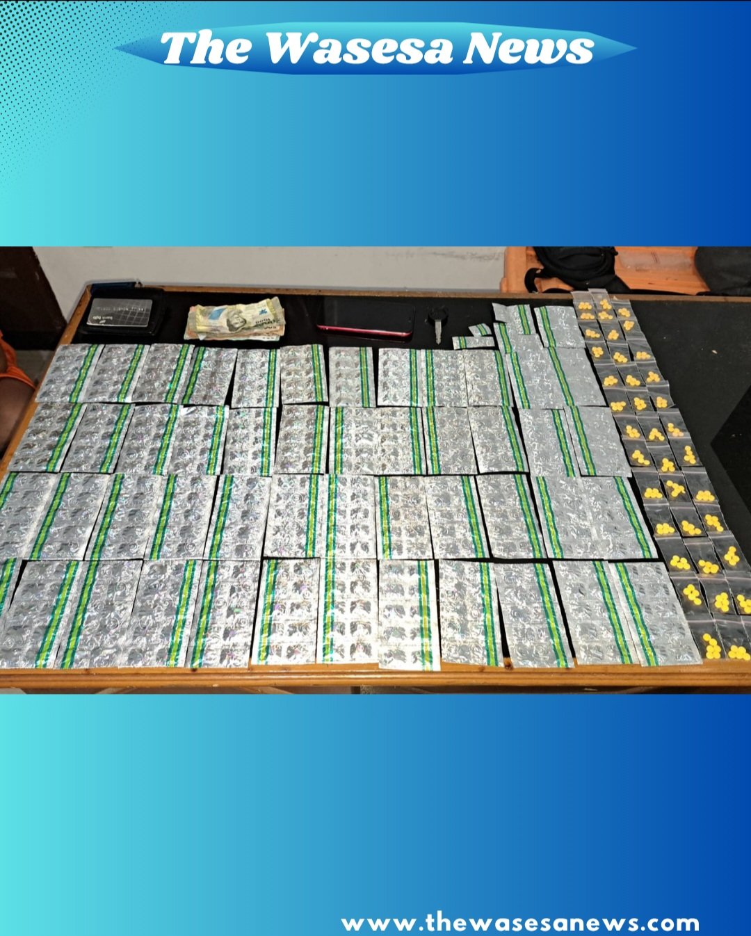 barang bukti ratusan butir obat keras jenis Tramadol dan Eximer saat diamankan di Mapolsek Benda Polres Metro Tangerang Kota. - thewasesanews.com