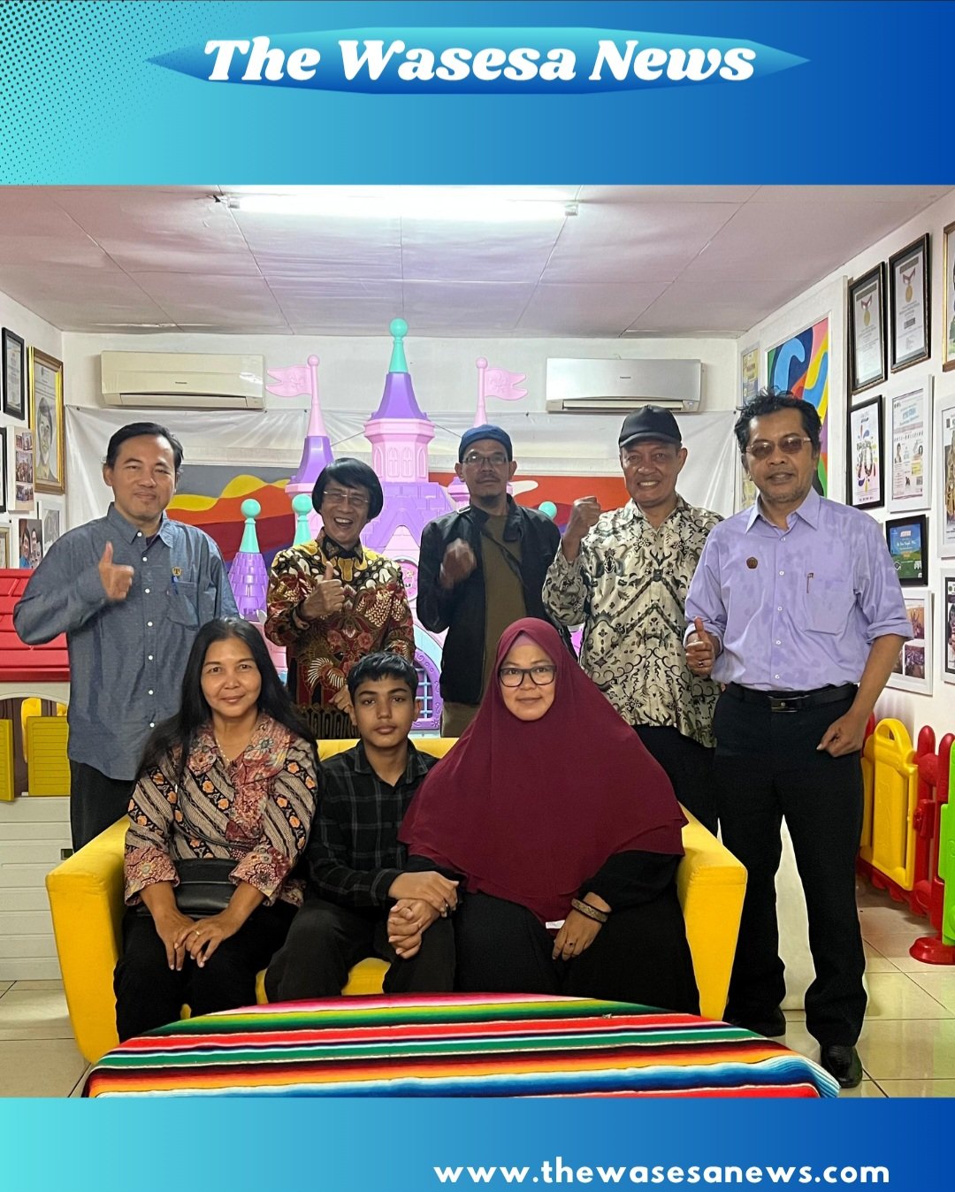 Prof. Dr. Seto Mulyadi saat menerima kunjungan tim investigasi DPP GAKORPAN dan LBH terkait kasus kekerasan anak di Pondok Pesantren Ar-Rofi Jagakarsa. - Thewasesanews.com