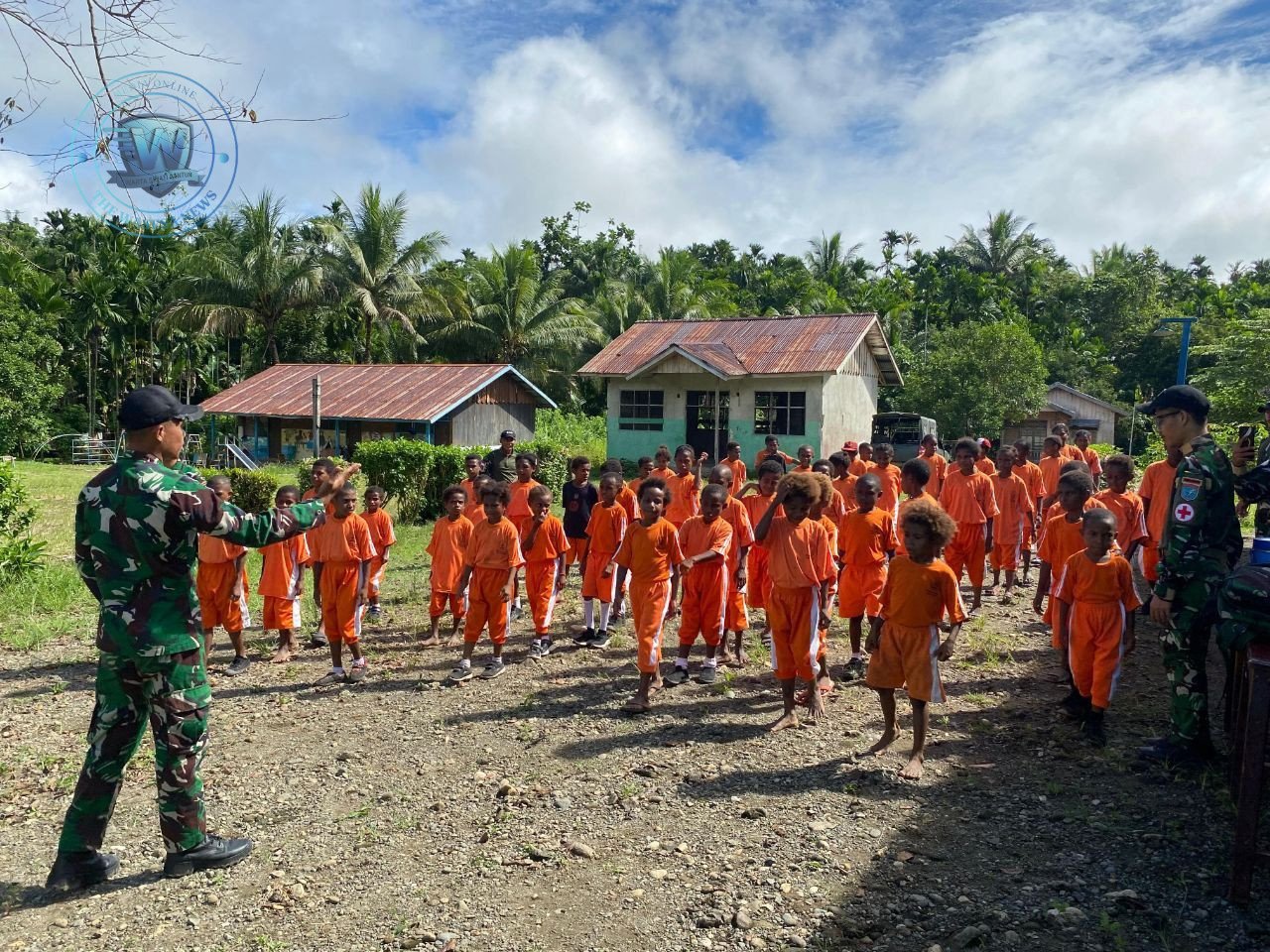 Hardiknas 2026: Satgas Yonif 643/Wns Edukasi Siswa SD Kibay Papua. - thewasesanews.com