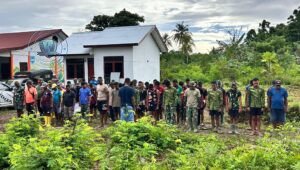 Satgas TMMD 128 Kodim Manokwari Gelar Apel Pagi Sebelum Tugas. - thewasesanews.com