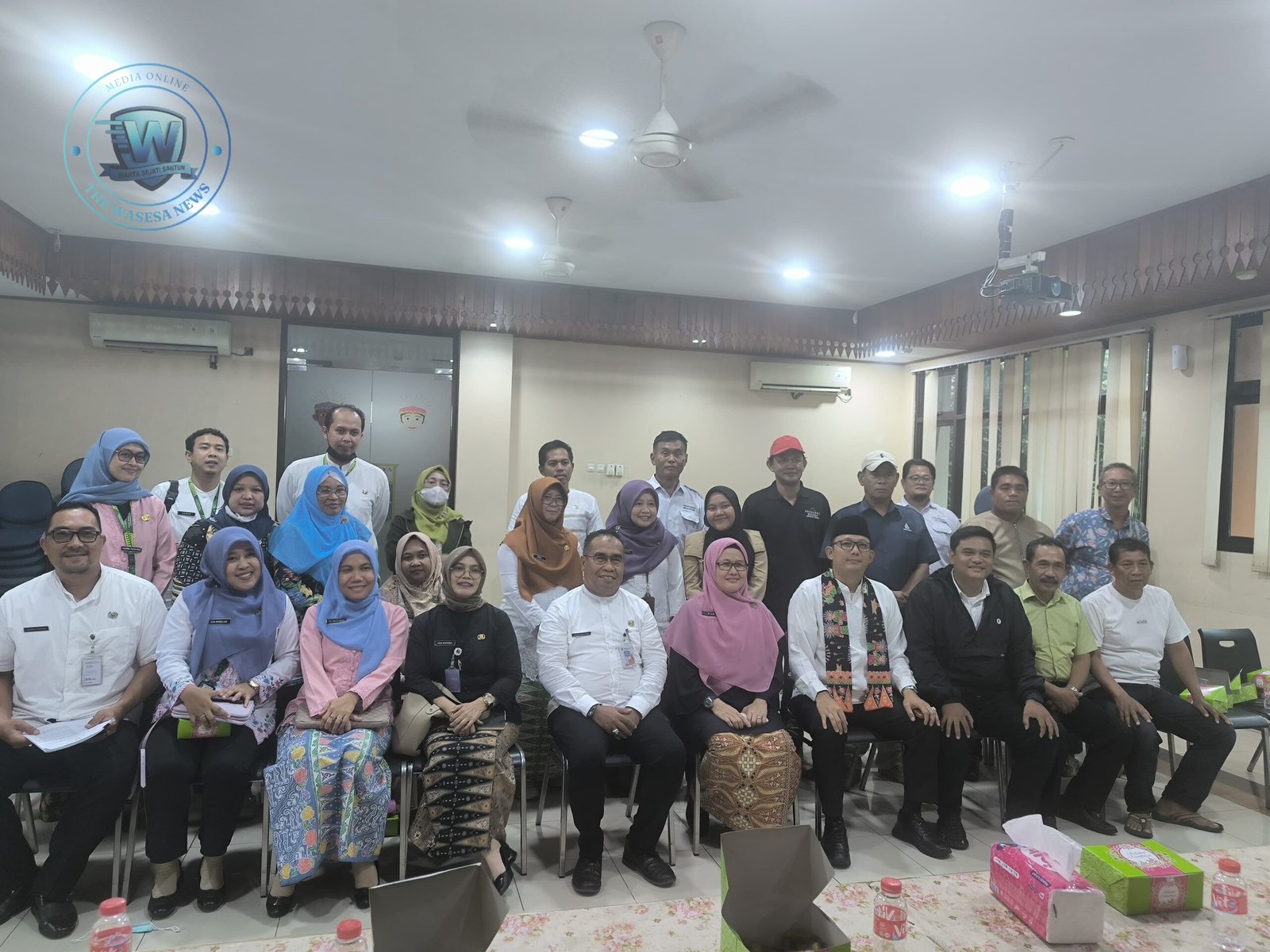 Program TTG Sanitasi Kemenkes Sasar RW 02 Kedoya Utara Jakarta. - thewasesanews.com