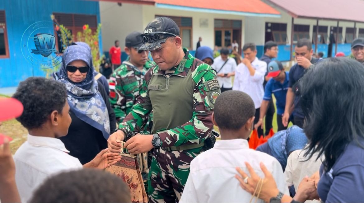 Satgas Yonif 643/Wns Perkuat Literasi Siswa Perbatasan Papua. - thewasesanews.com