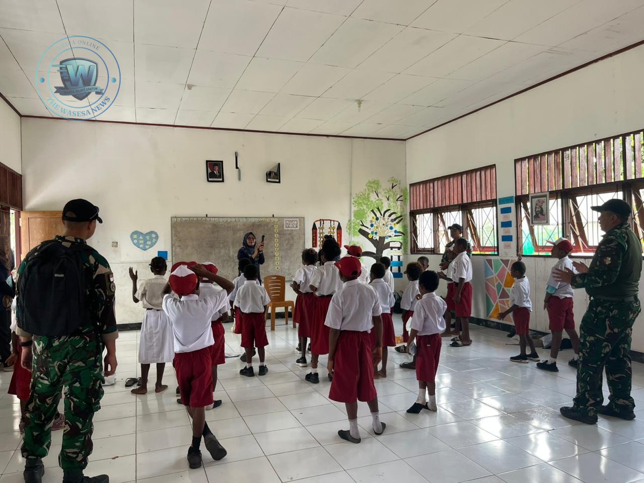 Satgas Yonif 643/Wns Perkuat Literasi Siswa Perbatasan Papua. - thewasesanews.com