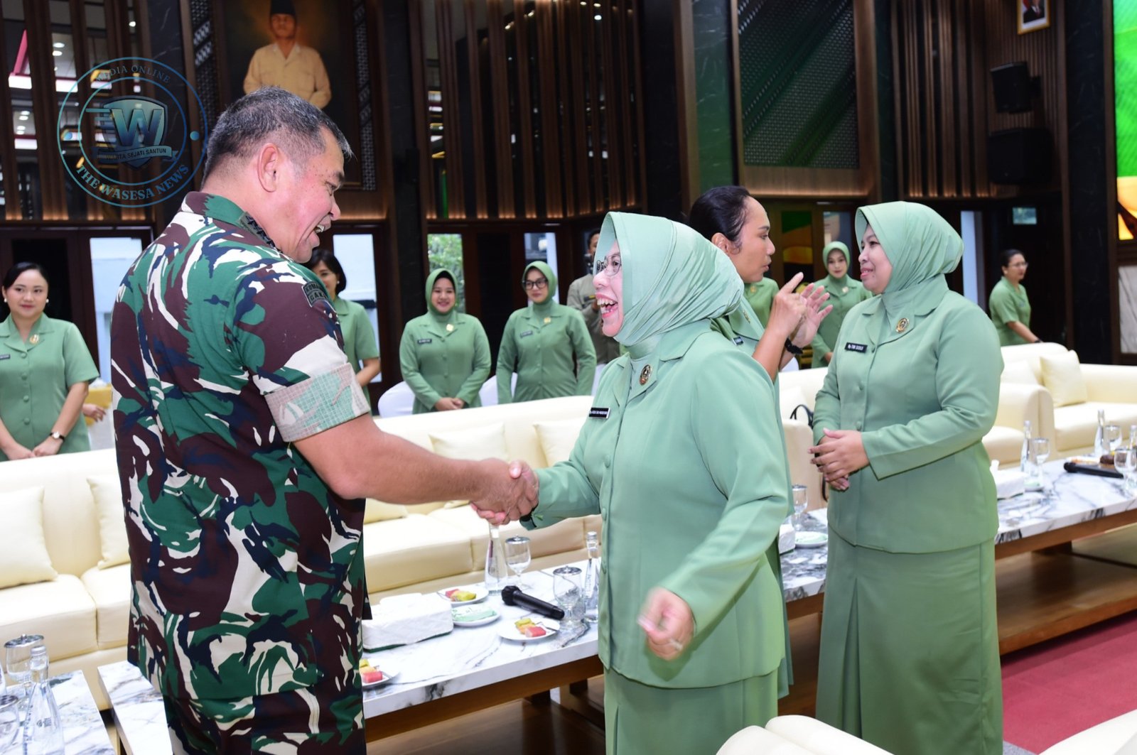 HUT Ke-80 Persit KCK Kasad Terima Ketua Umum dan Kader Prestasi. - thewasesanews.com