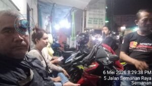 Rekan Wartawan Jenguk Pak Yunus yang Musibah. - thewasesanews.com