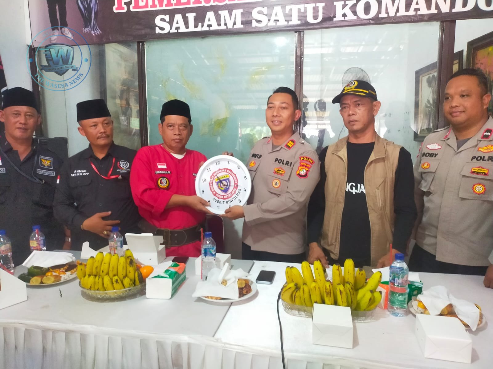 Ditbinmas Polda Metro Jaya Kunjungi Markas Laskar Sangidu Putih. - thewasesanews.com