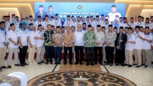 Bupati Halteng Hadiri Pengukuhan PW IKA-PMII Malut di Ternate. - thewasesanews.com