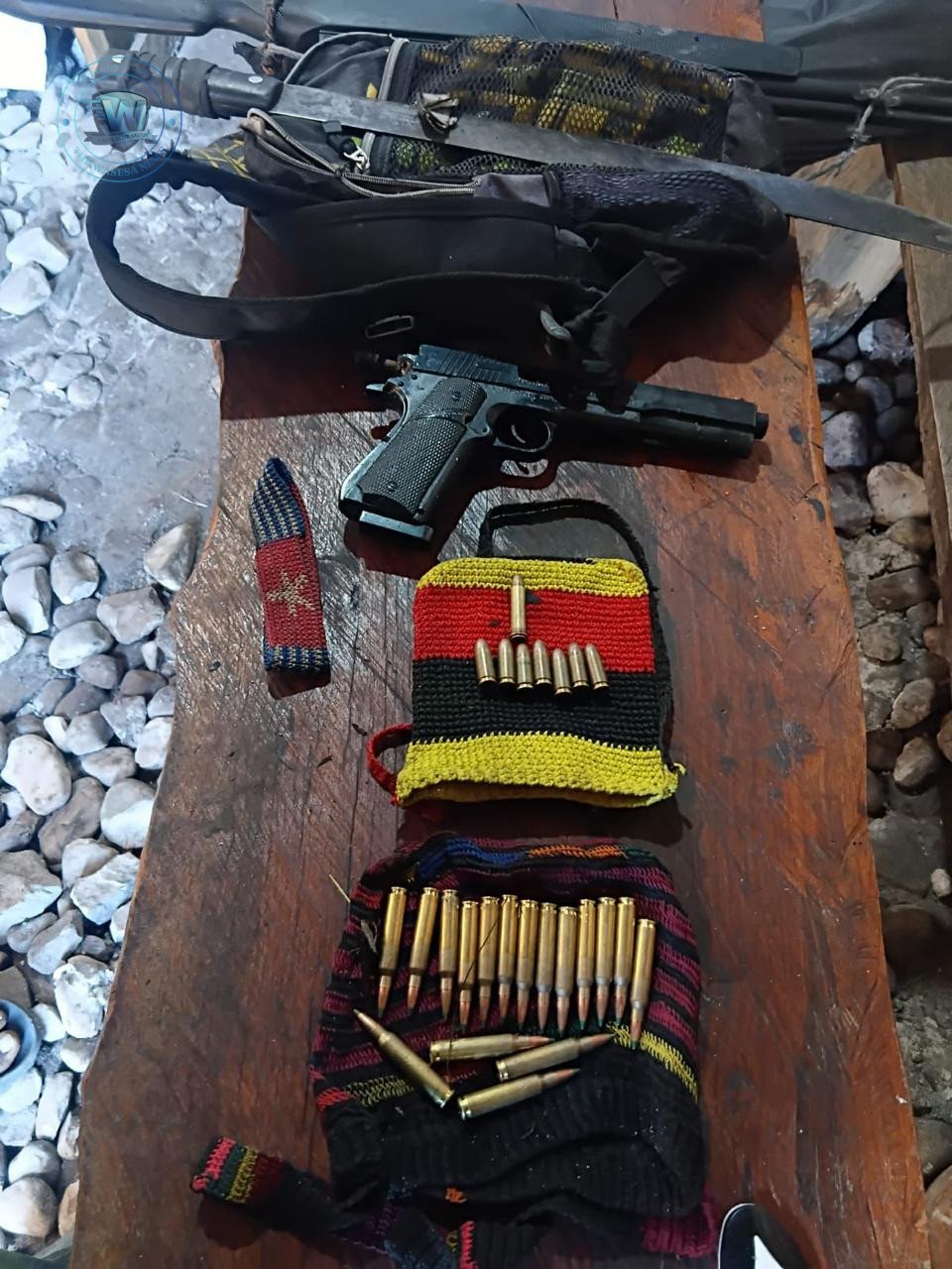 Satgas Koops TNI Habema Sita Senjata dan Amunisi OPM di Distrik Wame. - thewasesanews.com