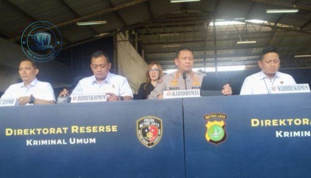 Polda Metro Jaya Gerebek Gudang Ekspor Ribuan Motor Ilegal di Jakarta. - thewasesanees.com
