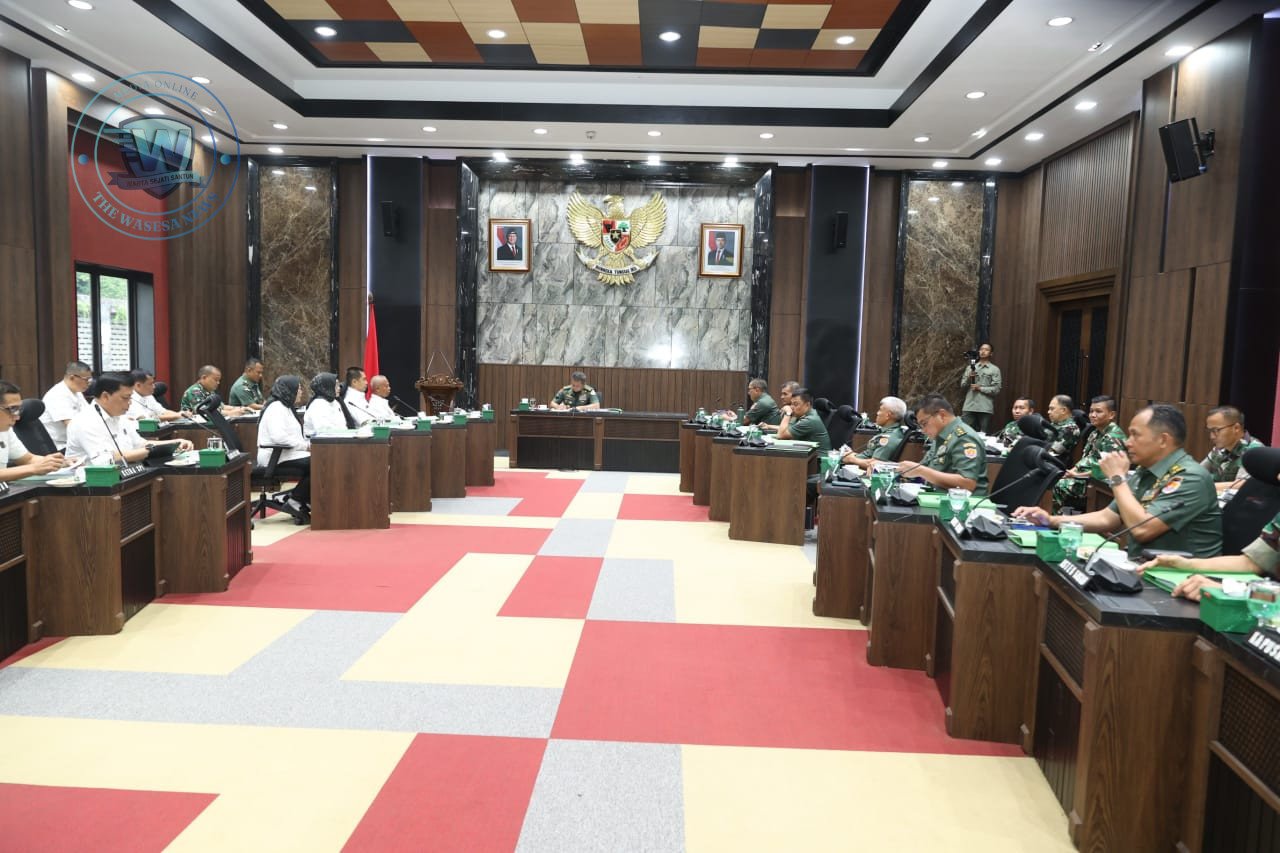 Kasad Pimpin Rapat Tutup Buku 2025 Yayasan Dhekarta di Mabesad. - thewasesanews.com