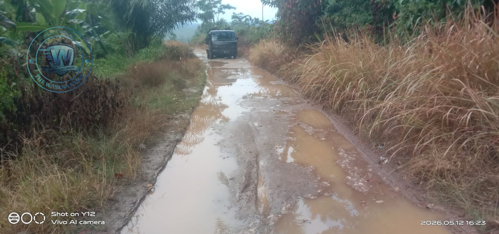 GWI Desak Pemkab Pandeglang Perbaiki Jalan Rusak Cisiih–Cisaat–Campaka. - thewasesanews.com