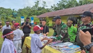 Satgas Yonif 643/Wns Simulasikan Makan Bergizi Gratis di Keerom Papua. - thewasesanews.com