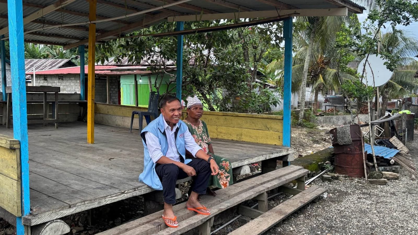 Bupati Ikram Malan Sangadji Tinjau Rumah Pascakonflik di Sibenpopo. - thewasesanews.com