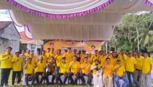Dr Darlian Pone Lantik Darwis Jadi Ketua Golkar Bumi Agung Way Kanan. - thewasesanews.com