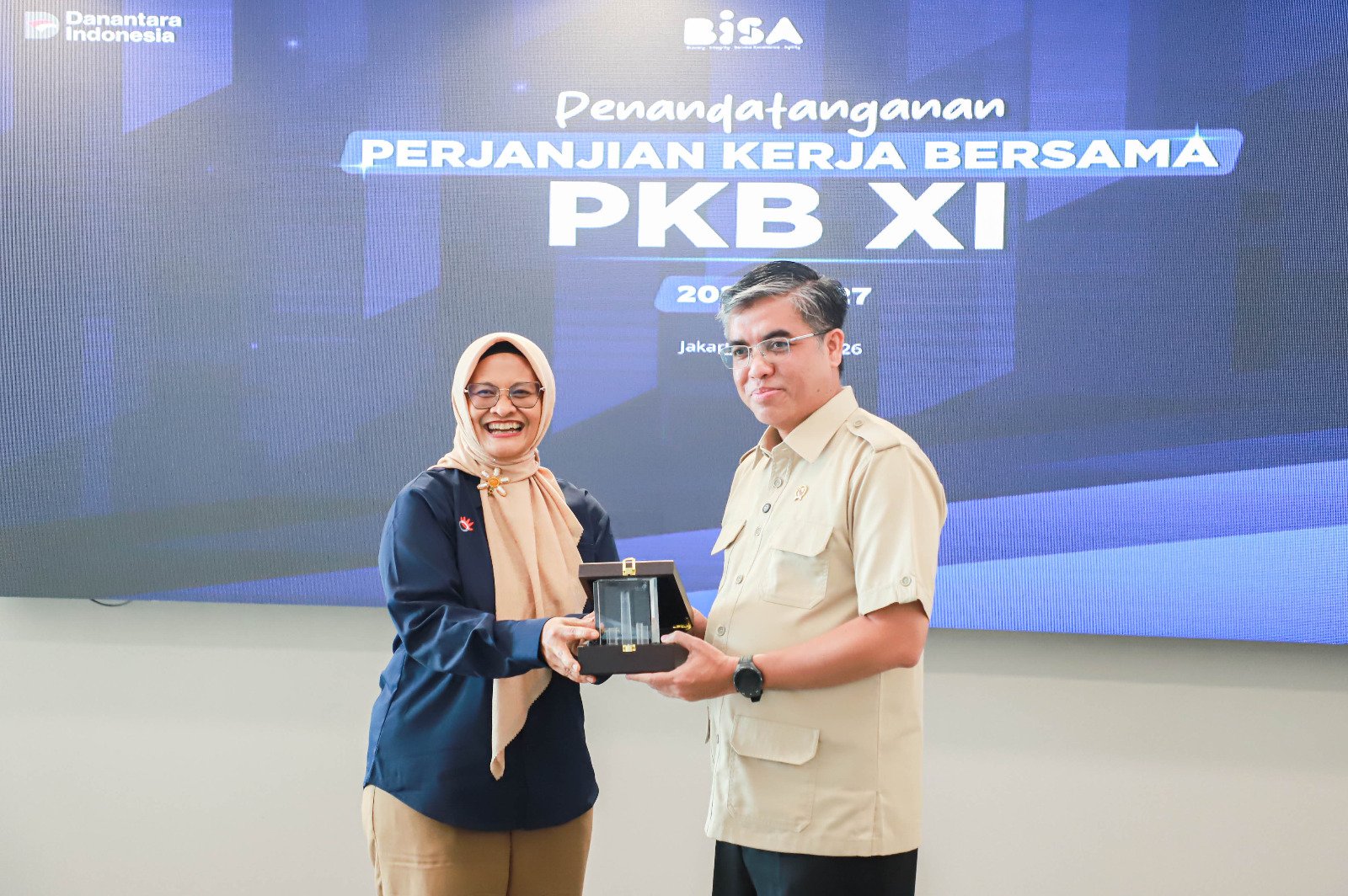 Menaker Yassierli Dorong Keseimbangan Kinerja dan Kesejahteraan Pekerja. - thewasesanews.com