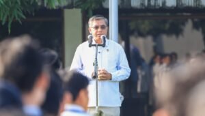 Menaker Yassierli Minta Pekerja Perkuat Inovasi Hadapi Era Global. - thewasesanews.com