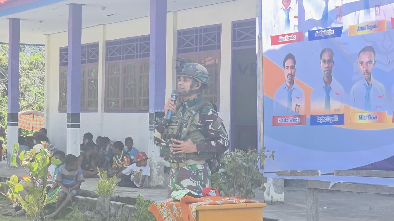 Satgas Yonif 521/DY Hadiri Pelepasan Siswa SMAN Eragayam. - thewasesanews.com